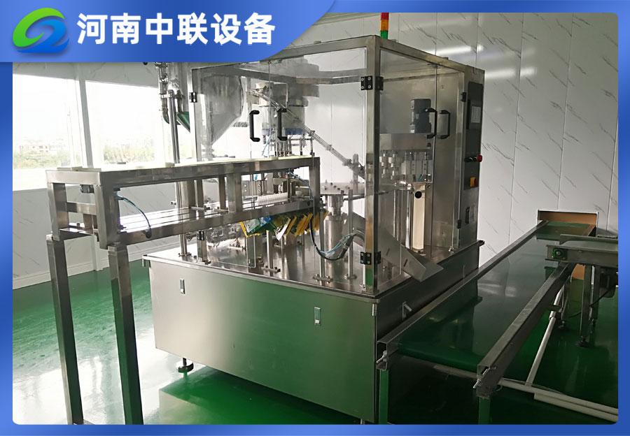 自立（lì）袋灌裝旋（xuán）蓋機